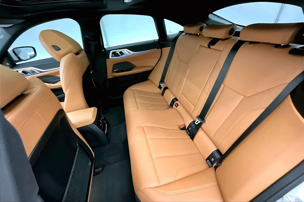 Thumbnail: 2023 BMW i4 - 29