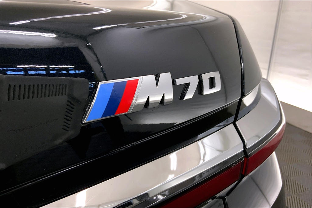 Thumbnail: 2024 BMW i7 - 7