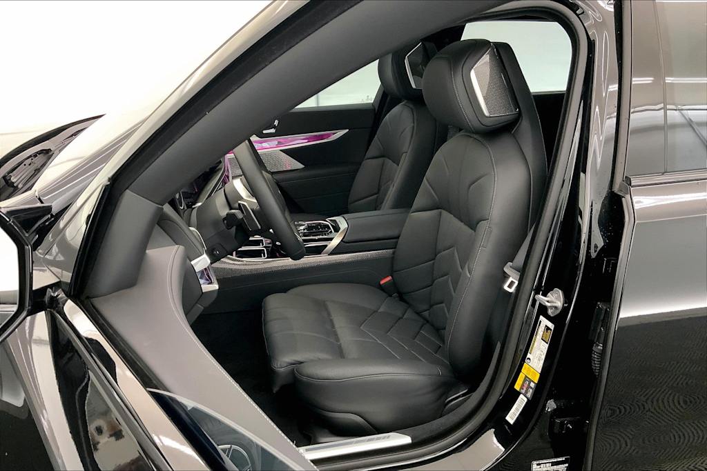 Thumbnail: 2024 BMW i7 - 11