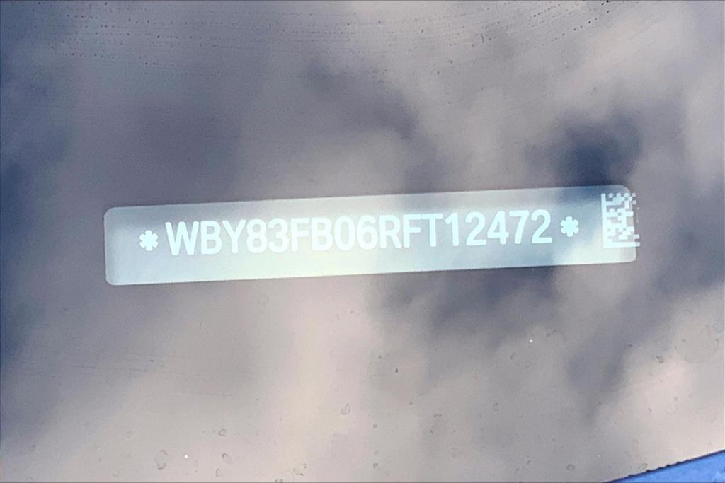 Thumbnail: 2024 BMW i4 - 8