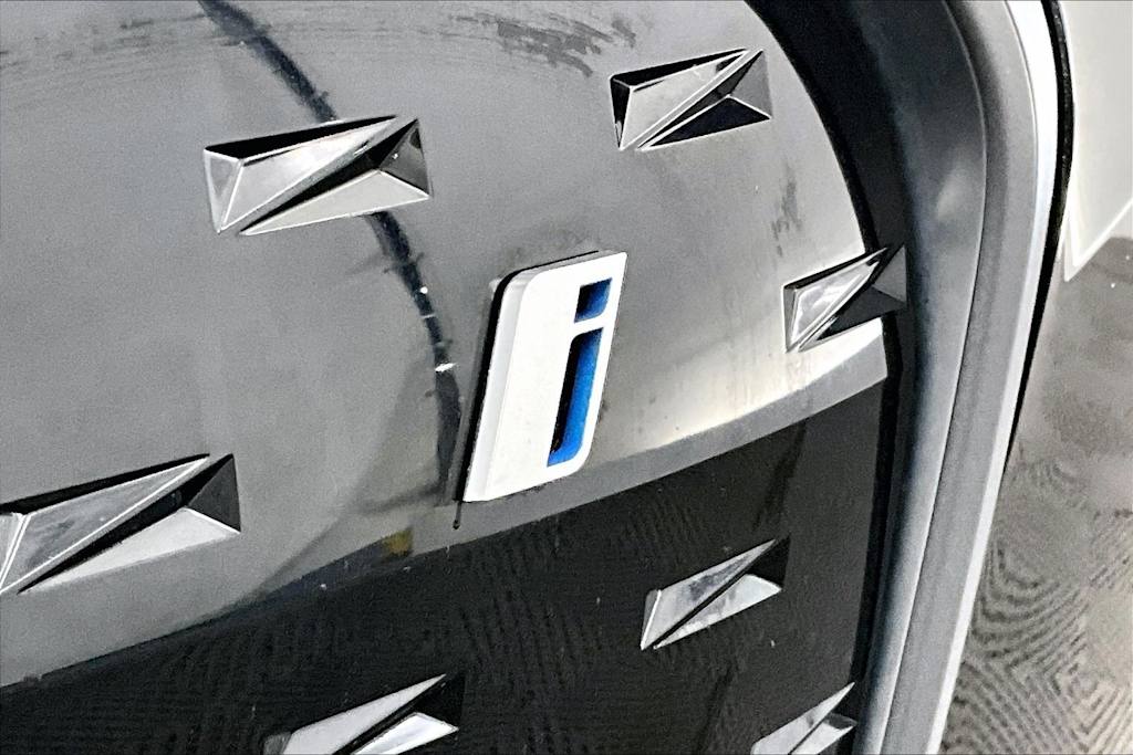 Thumbnail: 2024 BMW i4 - 21