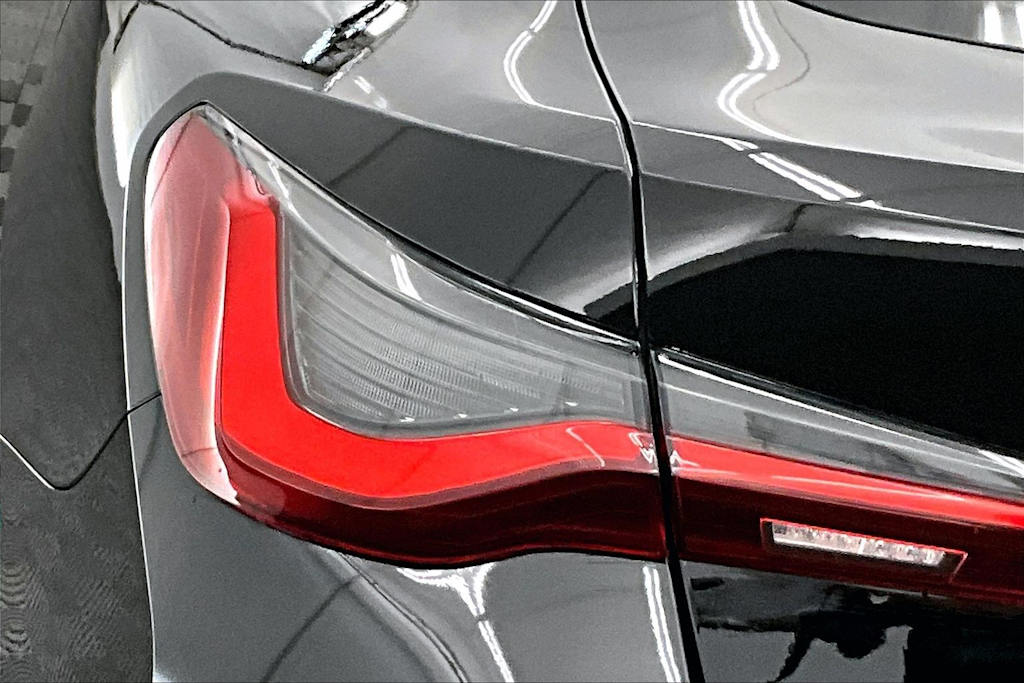 Thumbnail: 2024 BMW i4 - 33