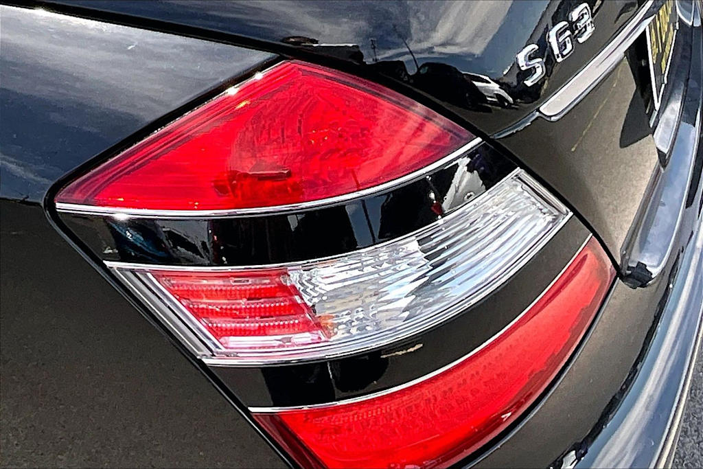 Thumbnail: 2008 Mercedes-Benz S-Class - 16
