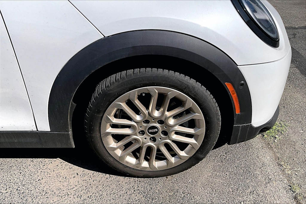Thumbnail: 2025 MINI Cooper - 15