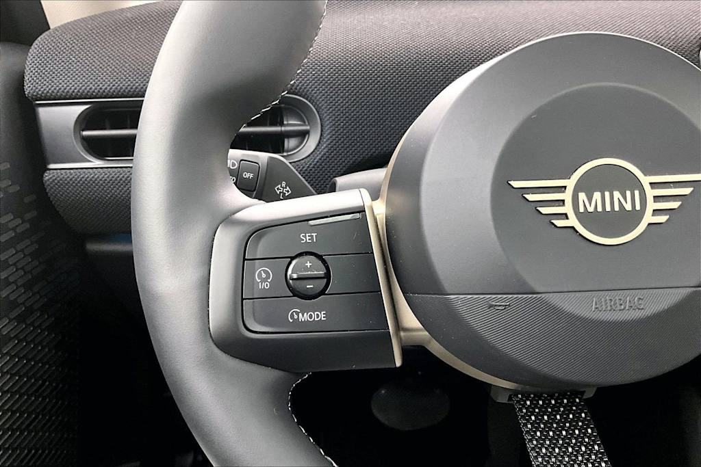 Thumbnail: 2026 MINI Cooper - 18