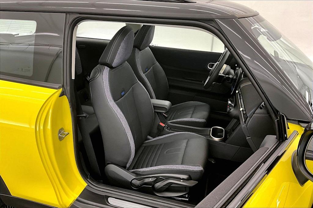 Thumbnail: 2026 MINI Cooper - 8