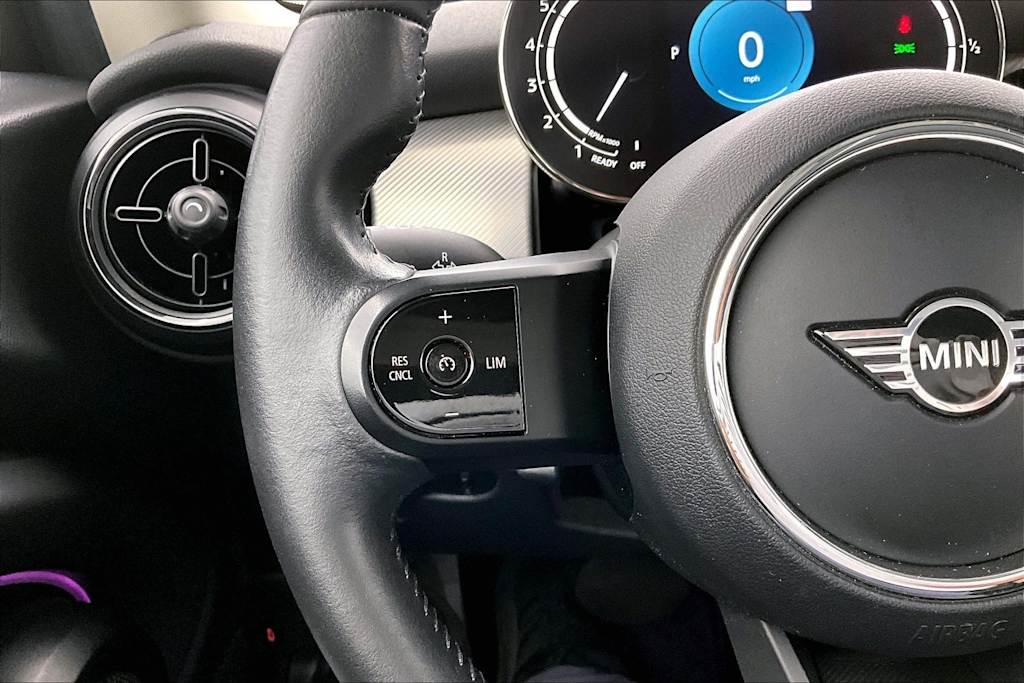 Thumbnail: 2023 MINI Cooper - 24