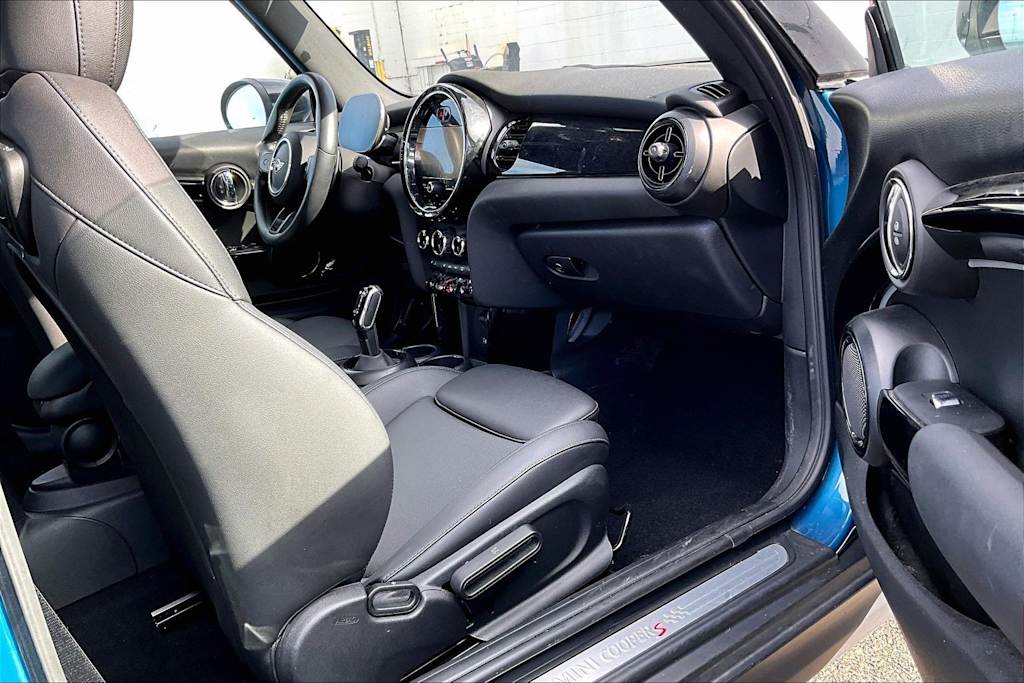 Thumbnail: 2024 MINI Cooper - 13