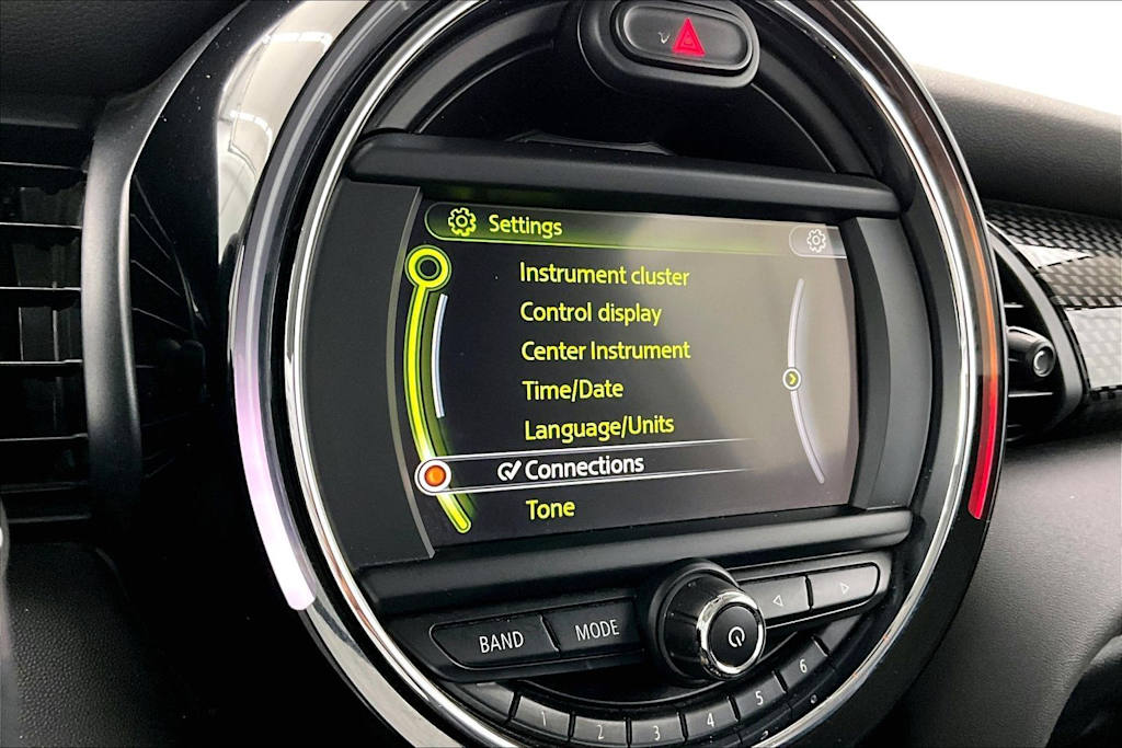 Thumbnail: 2017 MINI Cooper - 15