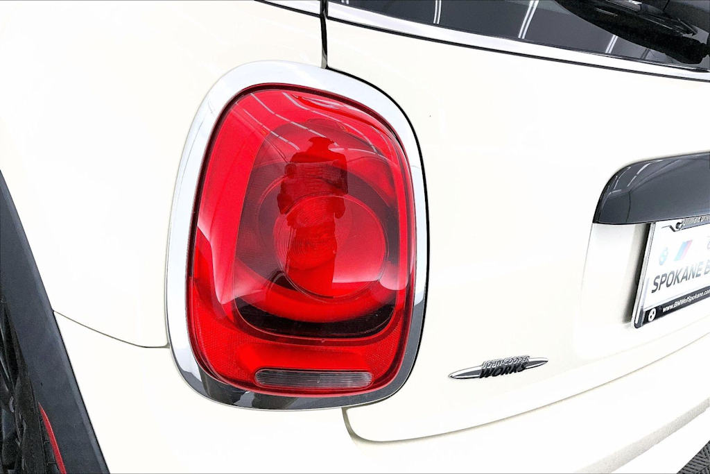 Thumbnail: 2017 MINI Cooper - 32