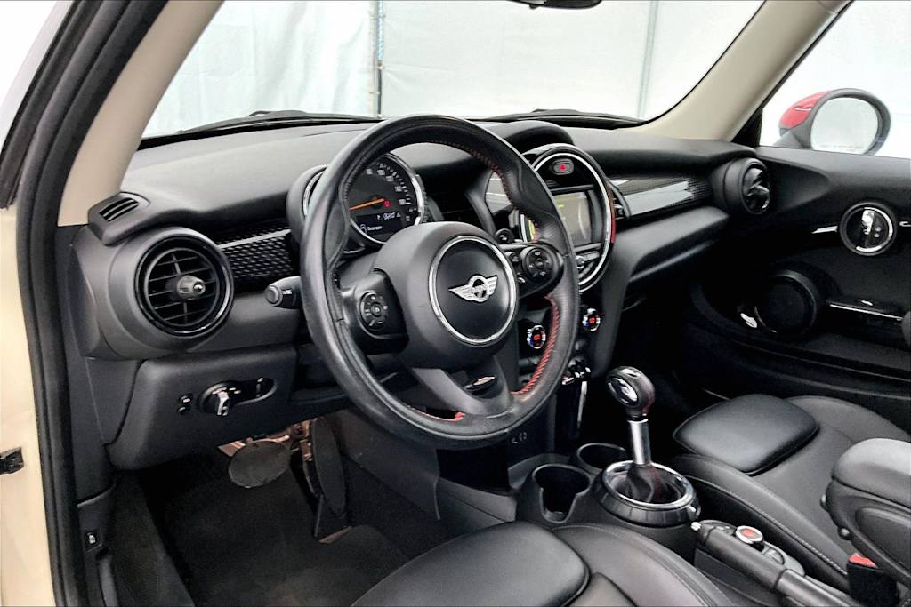 Thumbnail: 2017 MINI Cooper - 2