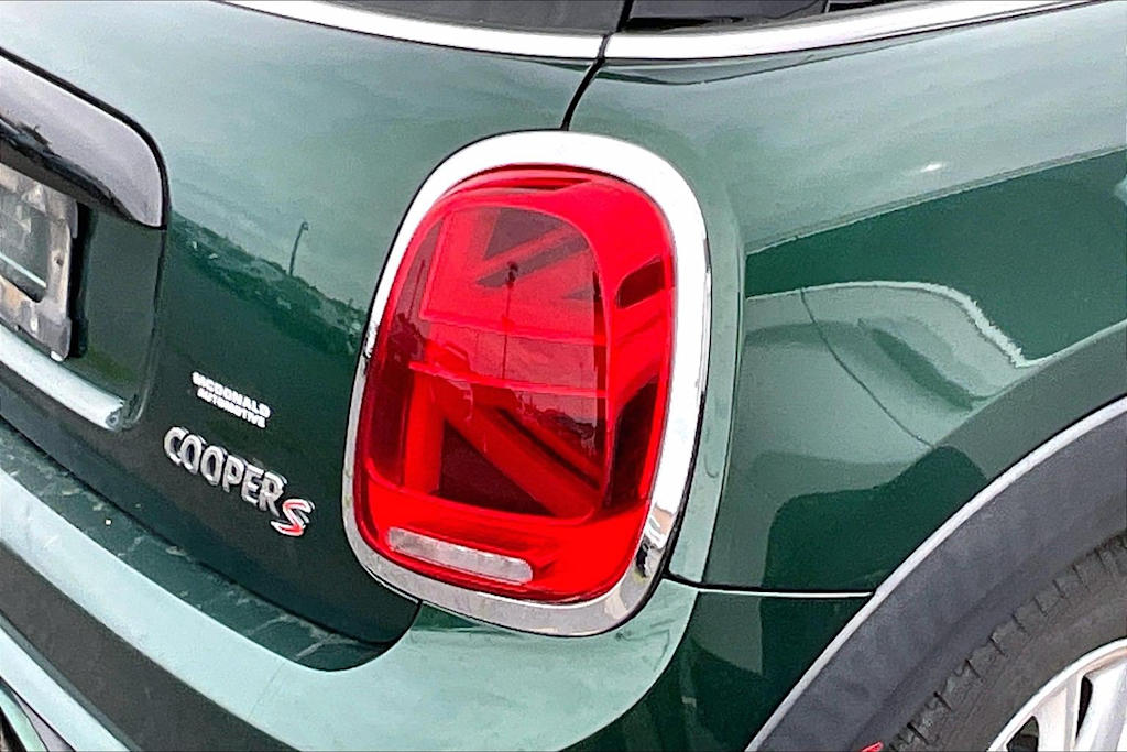 Thumbnail: 2015 MINI Cooper - 14