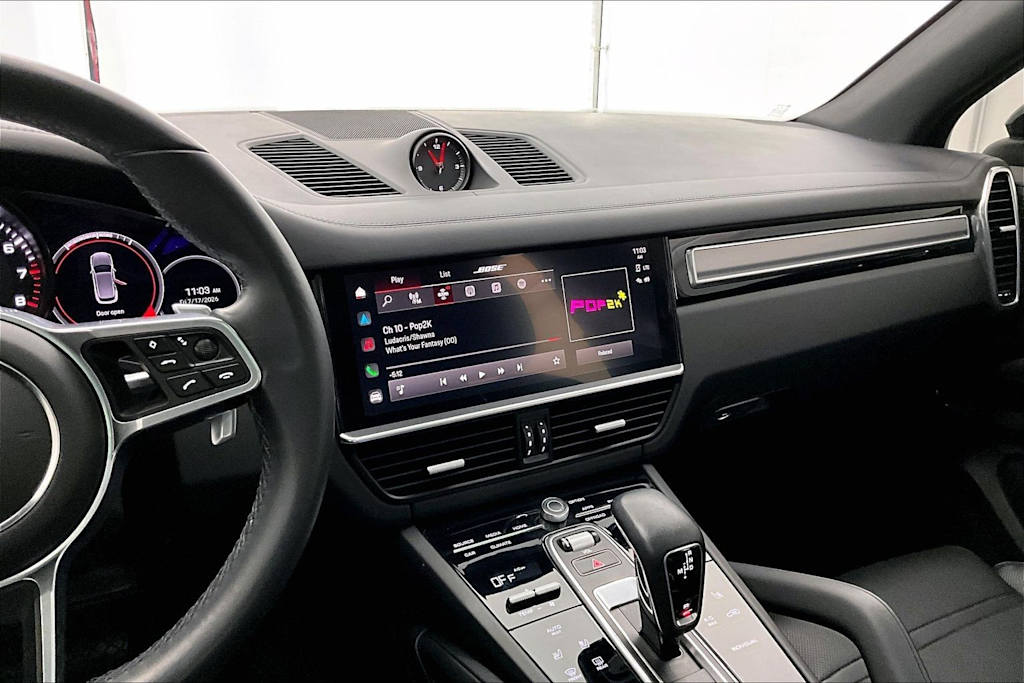 Thumbnail: 2022 Porsche Cayenne - 13