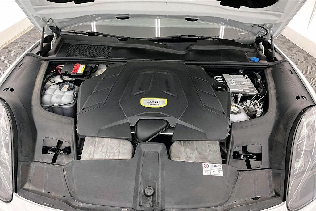 Thumbnail: 2019 Porsche Cayenne - 9