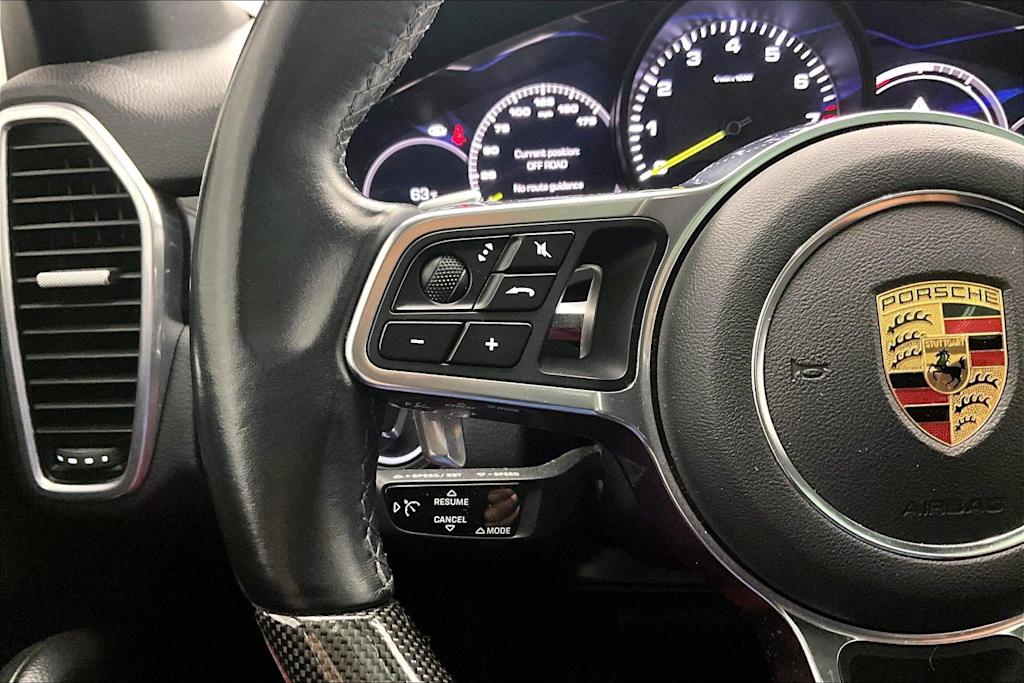 Thumbnail: 2019 Porsche Cayenne - 25