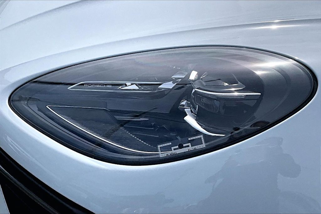 Thumbnail: 2024 Porsche Macan - 17