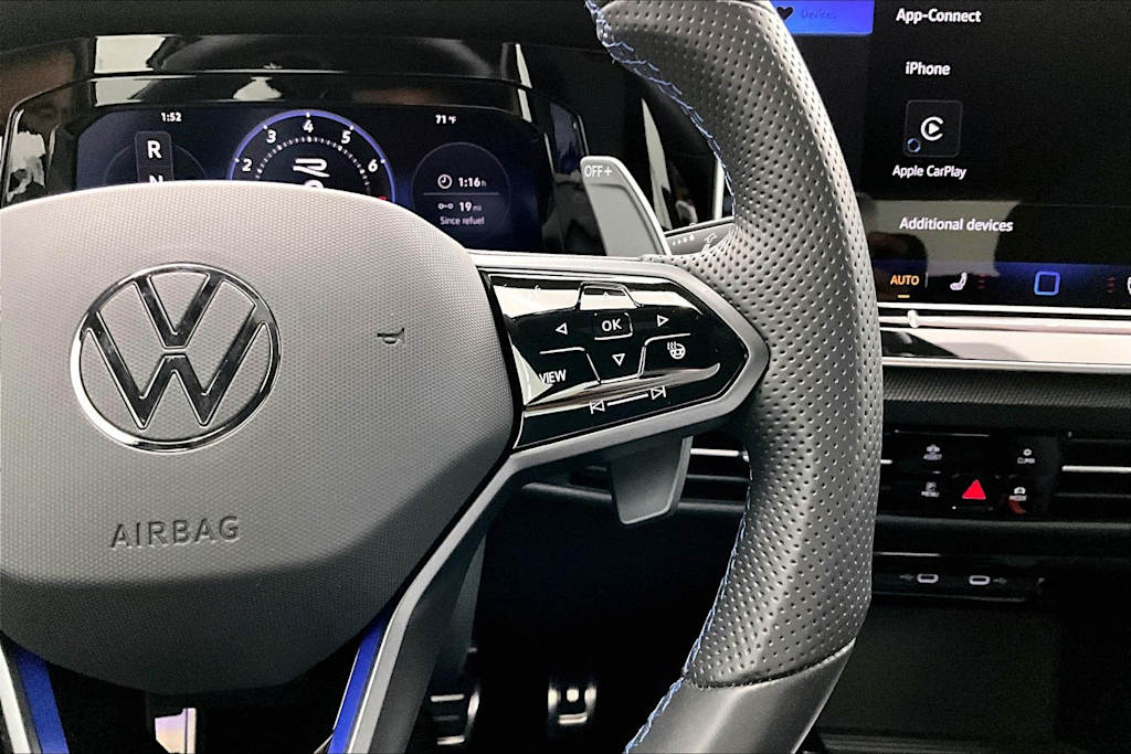 Thumbnail: 2025 Volkswagen Golf - 26