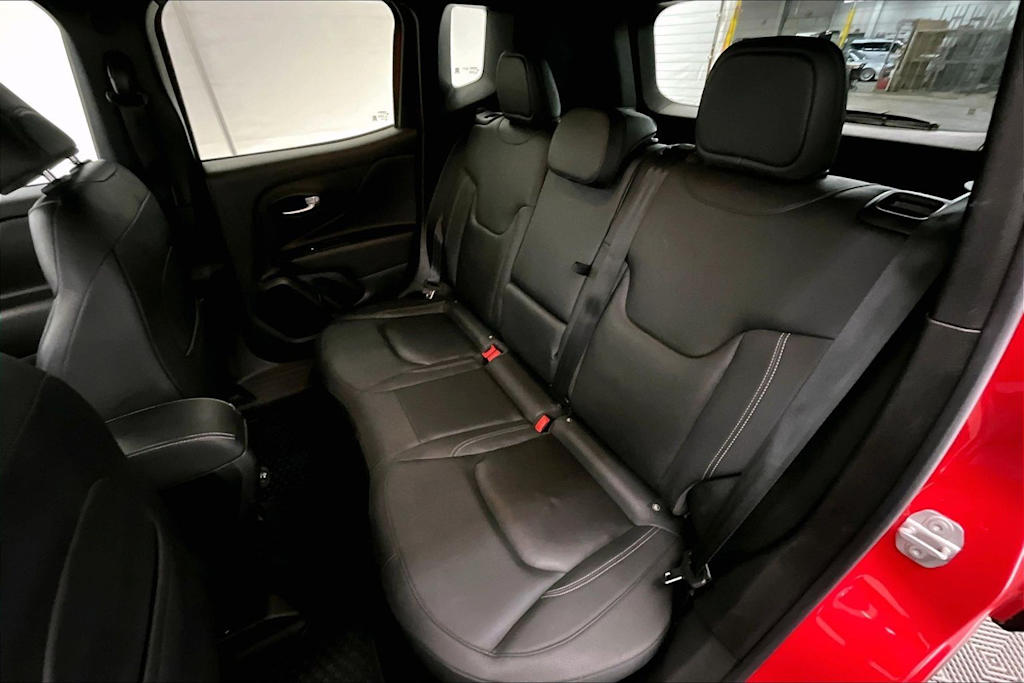 Thumbnail: 2020 Jeep Renegade - 13