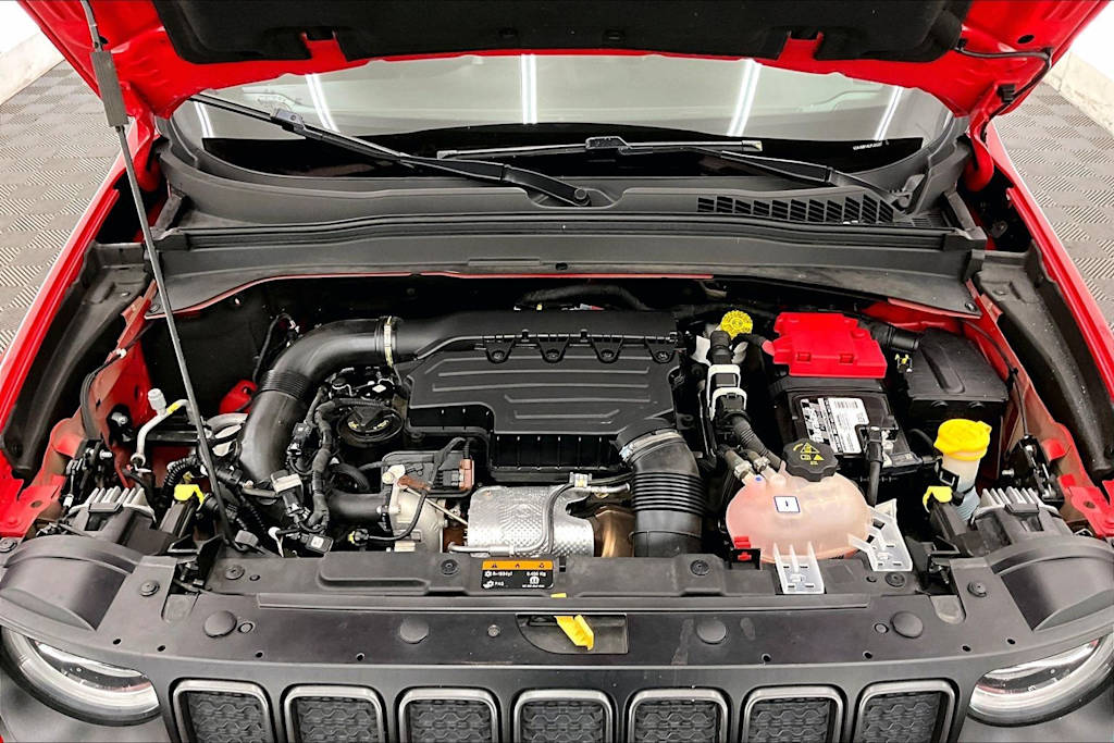 Thumbnail: 2020 Jeep Renegade - 9