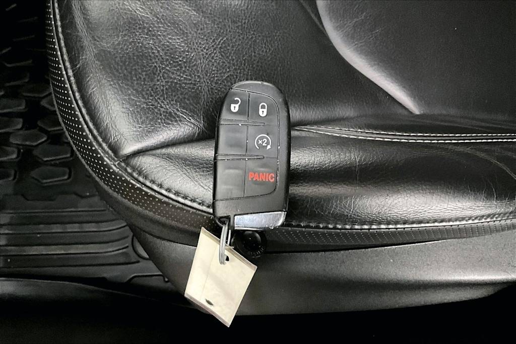 Thumbnail: 2020 Jeep Renegade - 19