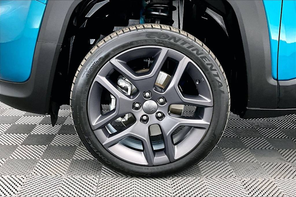 Thumbnail: 2021 Jeep Renegade - 6