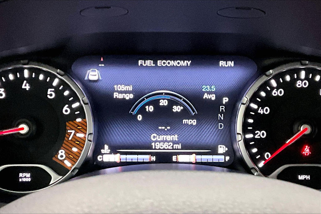 Thumbnail: 2021 Jeep Renegade - 15
