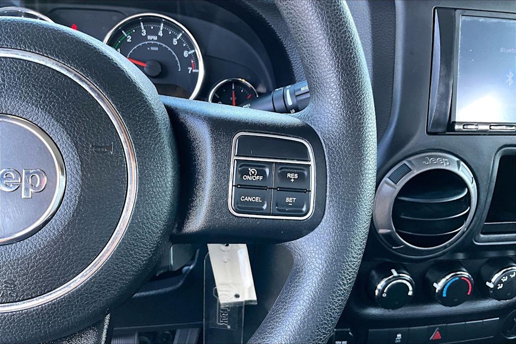 Thumbnail: 2018 Jeep Wrangler - 20