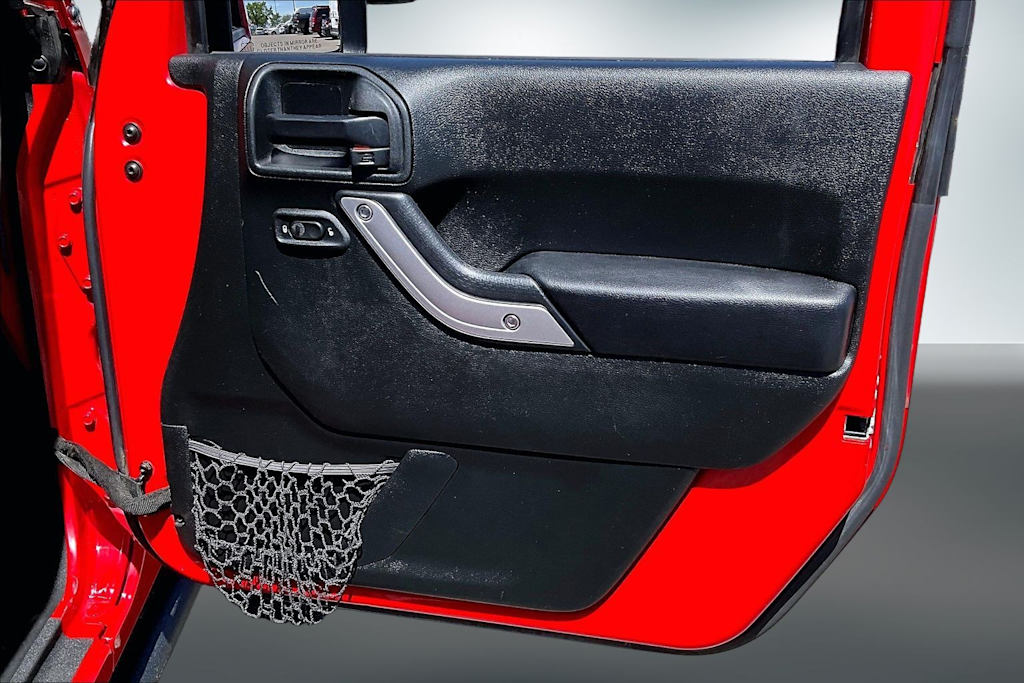 Thumbnail: 2017 Jeep Wrangler - 27