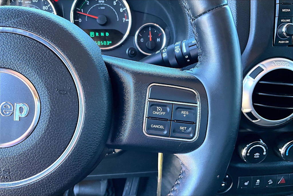 Thumbnail: 2017 Jeep Wrangler - 25