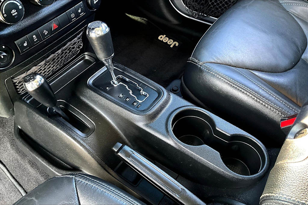 Thumbnail: 2018 Jeep Wrangler - 16