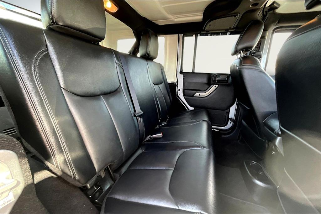 Thumbnail: 2018 Jeep Wrangler - 29