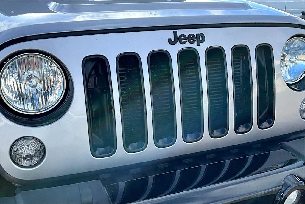 Thumbnail: 2018 Jeep Wrangler - 6