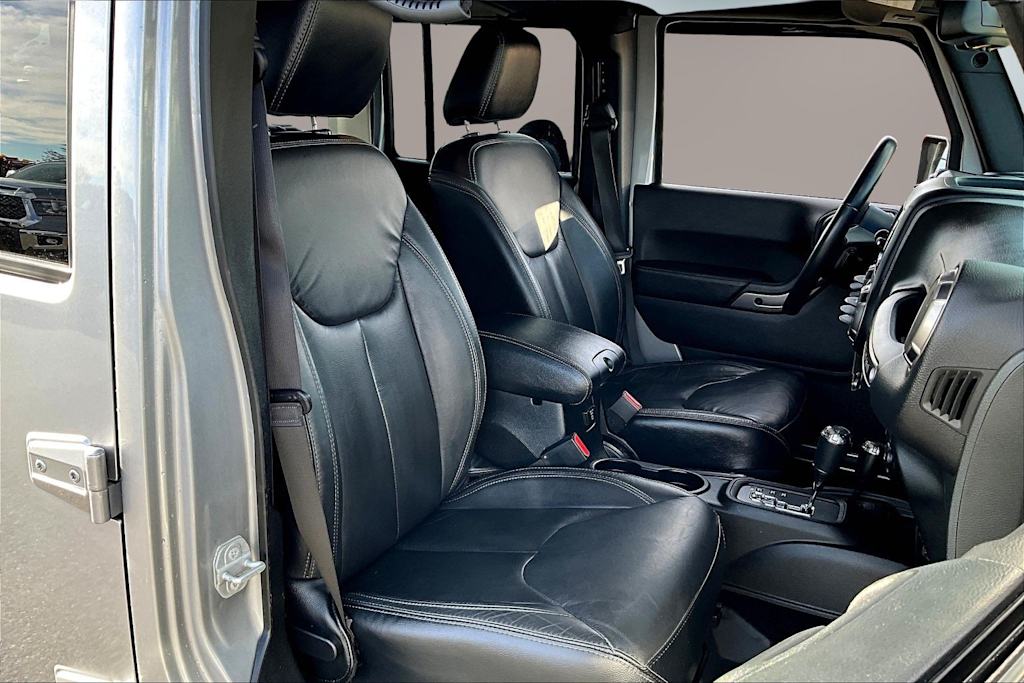 Thumbnail: 2018 Jeep Wrangler - 11