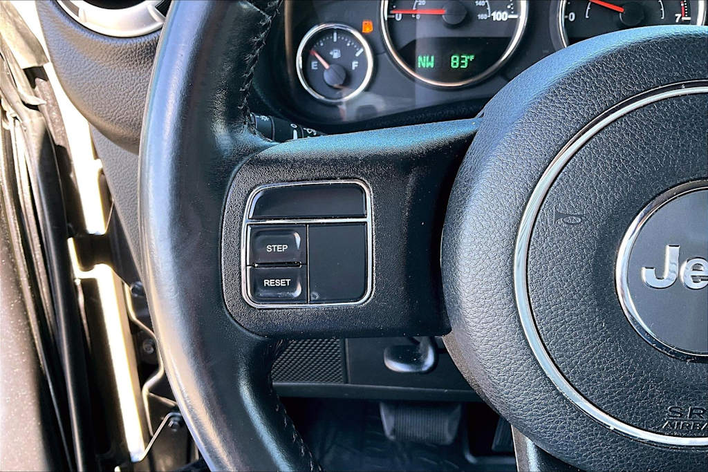Thumbnail: 2018 Jeep Wrangler - 25