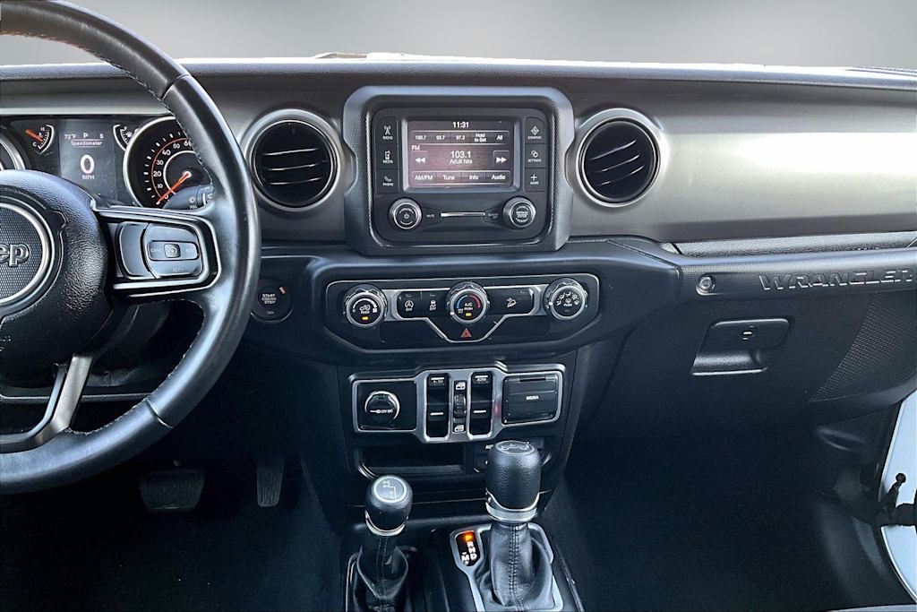 Thumbnail: 2018 Jeep Wrangler - 14