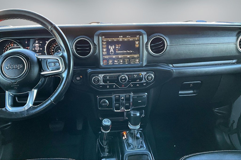 Thumbnail: 2021 Jeep Wrangler - 14