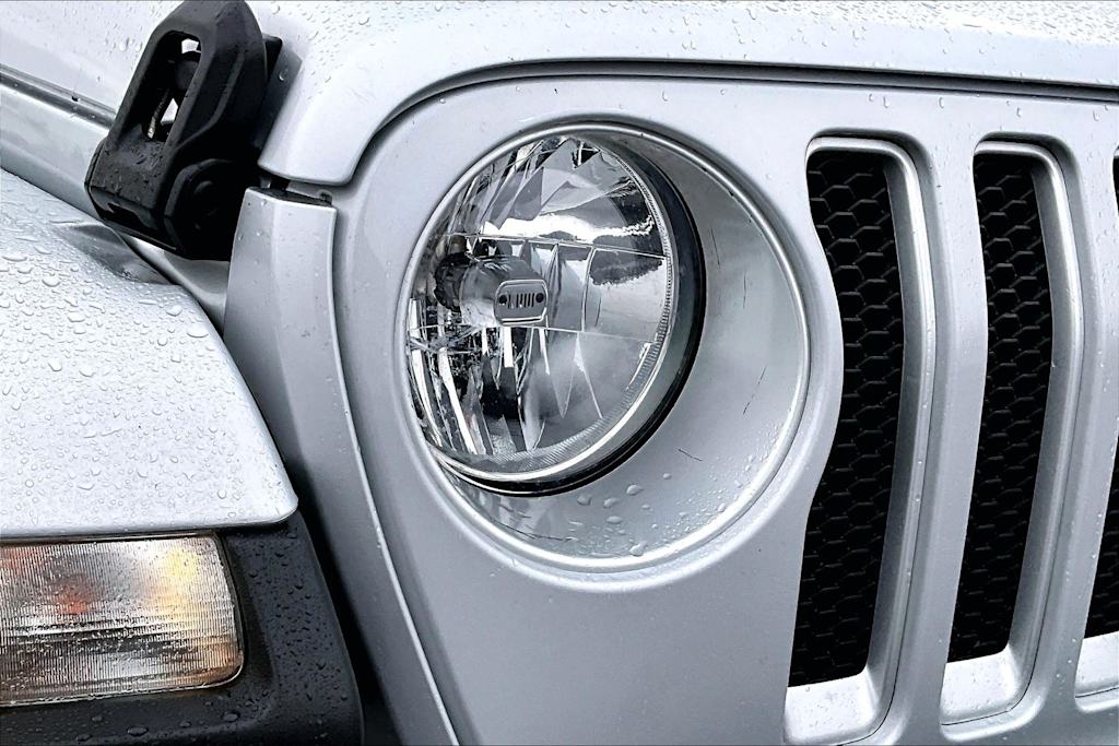 Thumbnail: 2023 Jeep Wrangler - 31