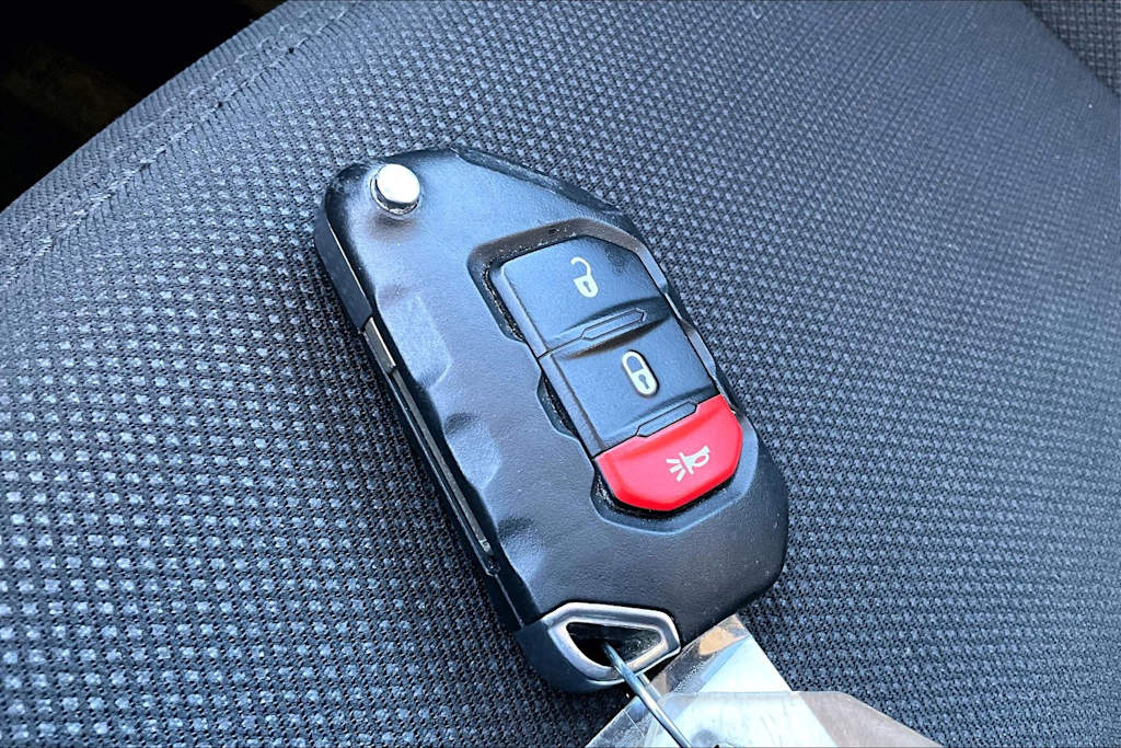 Thumbnail: 2023 Jeep Wrangler - 19