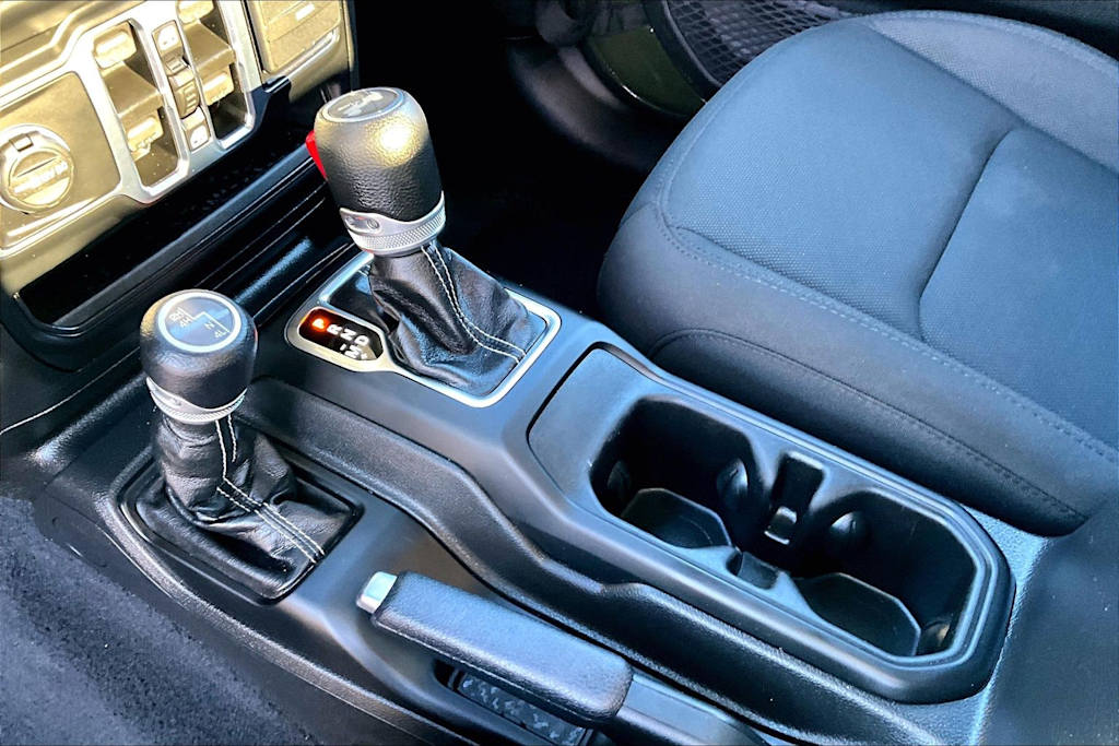 Thumbnail: 2023 Jeep Wrangler - 17