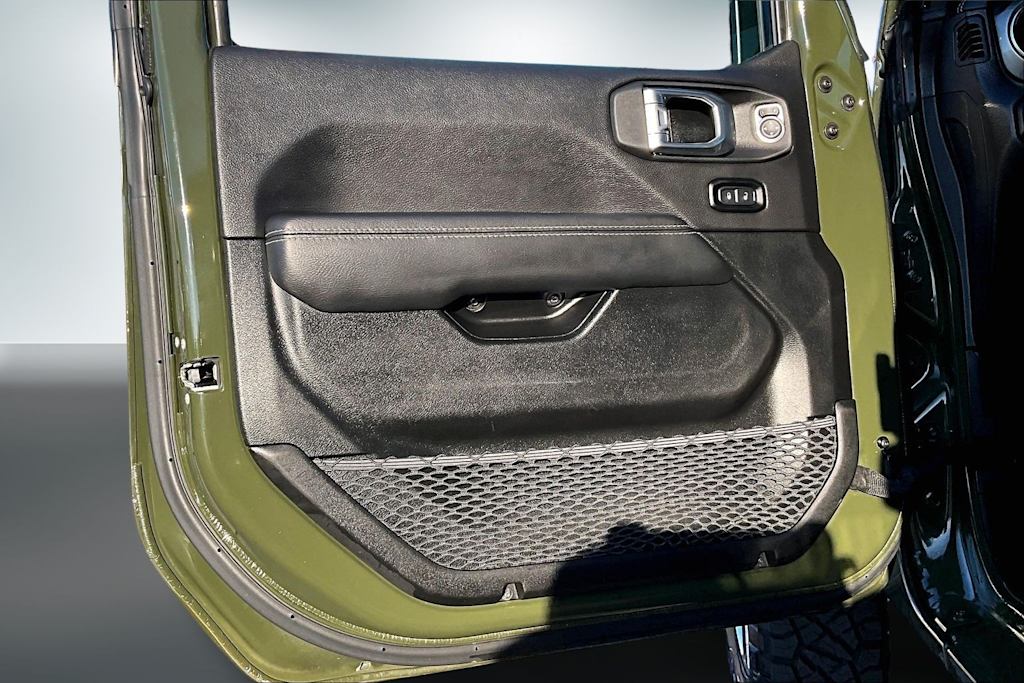 Thumbnail: 2023 Jeep Wrangler - 28