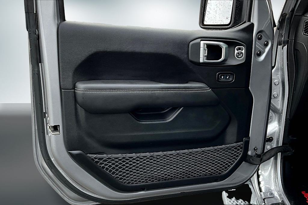 Thumbnail: 2019 Jeep Wrangler - 26