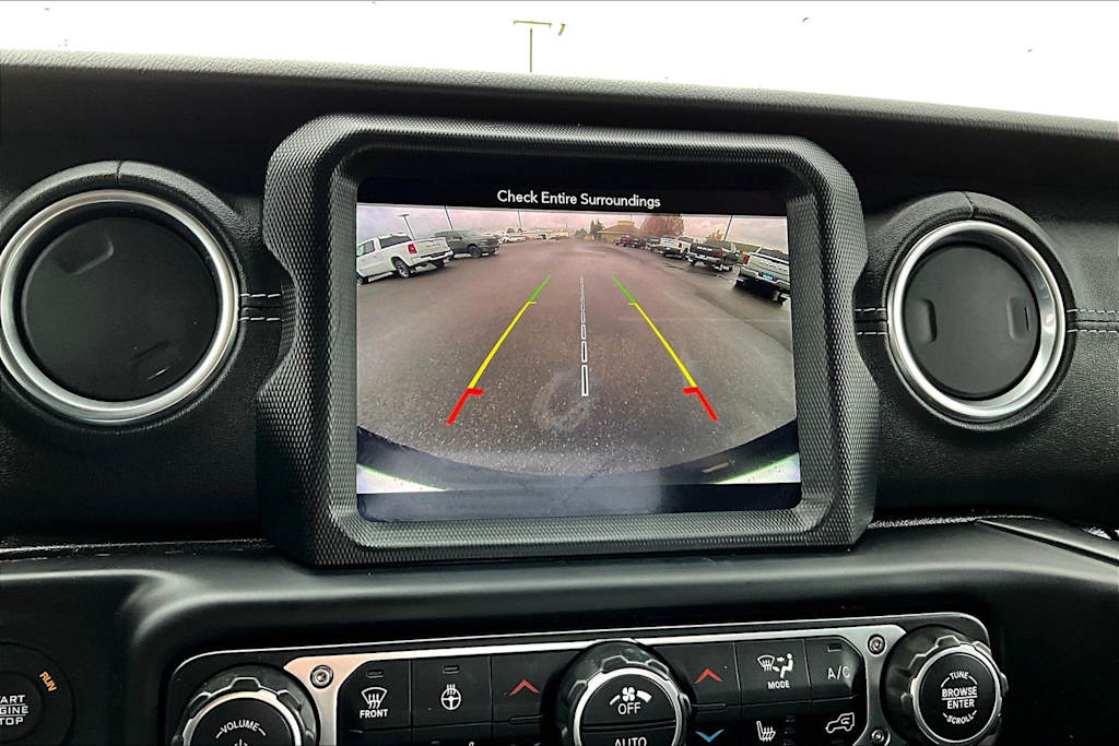 Thumbnail: 2019 Jeep Wrangler - 25