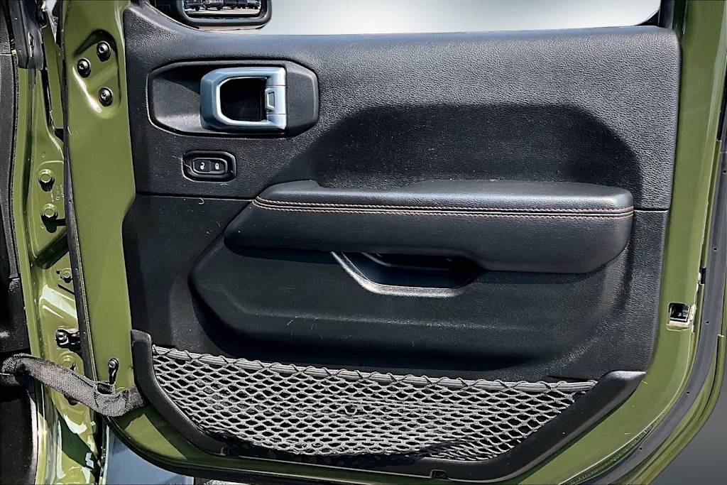 Thumbnail: 2022 Jeep Wrangler - 28