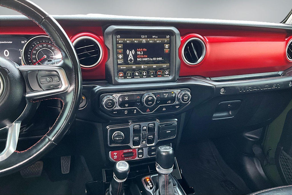 Thumbnail: 2022 Jeep Wrangler - 14