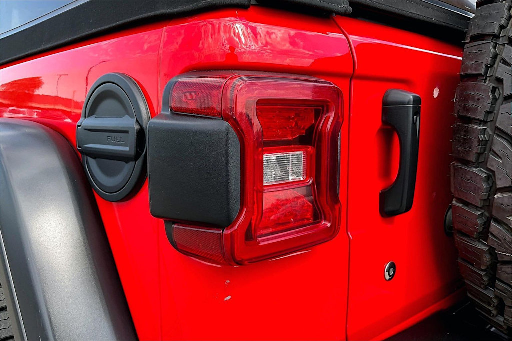 Thumbnail: 2018 Jeep Wrangler - 30
