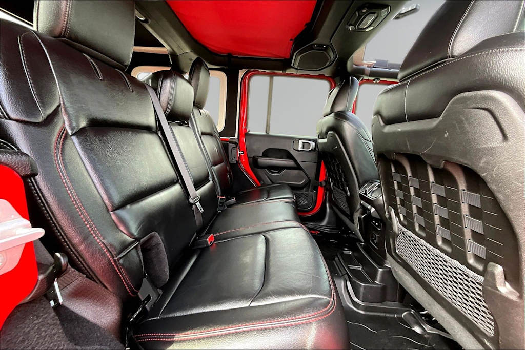 Thumbnail: 2019 Jeep Wrangler - 28