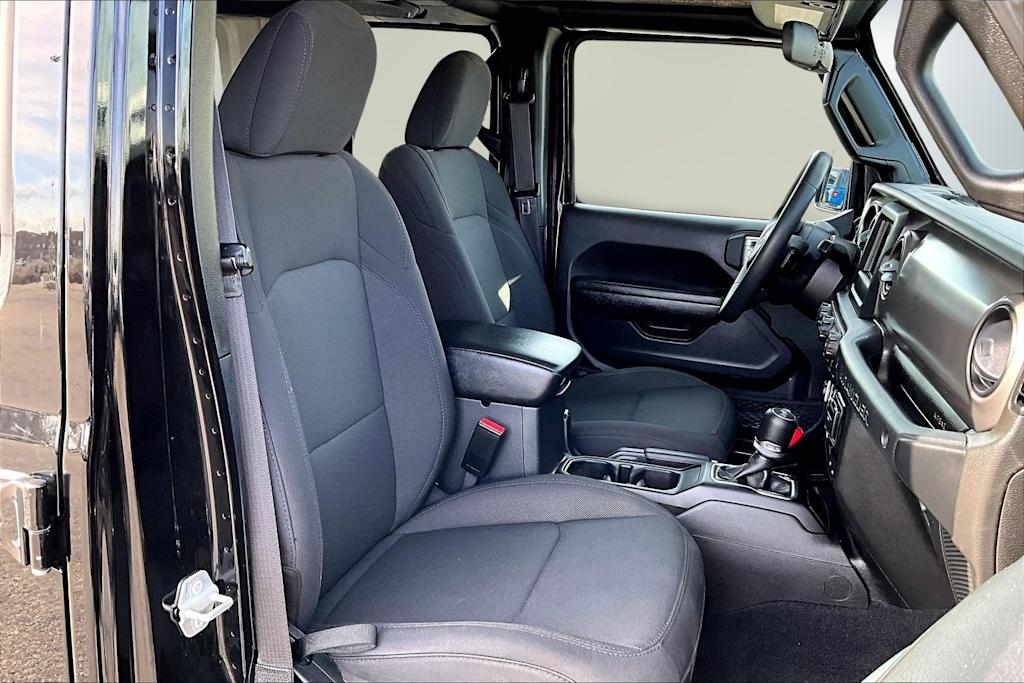 Thumbnail: 2023 Jeep Wrangler - 11