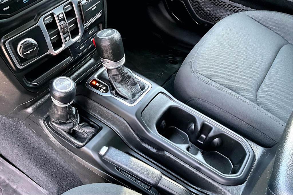 Thumbnail: 2023 Jeep Wrangler - 16