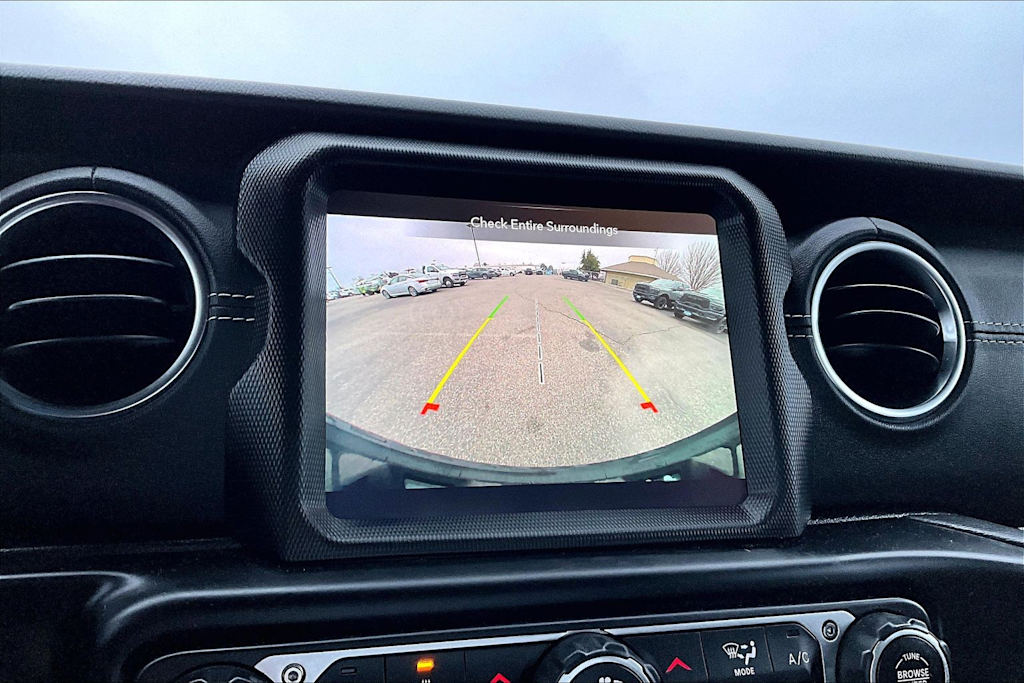 Thumbnail: 2021 Jeep Wrangler - 26