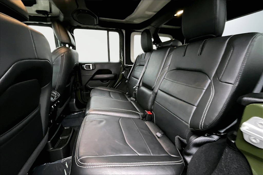 Thumbnail: 2021 Jeep Wrangler - 29